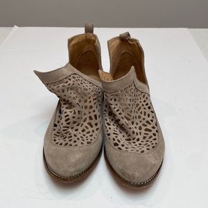 Anthropologie Howsty Laser Cut Tan Suede Ankle Boots